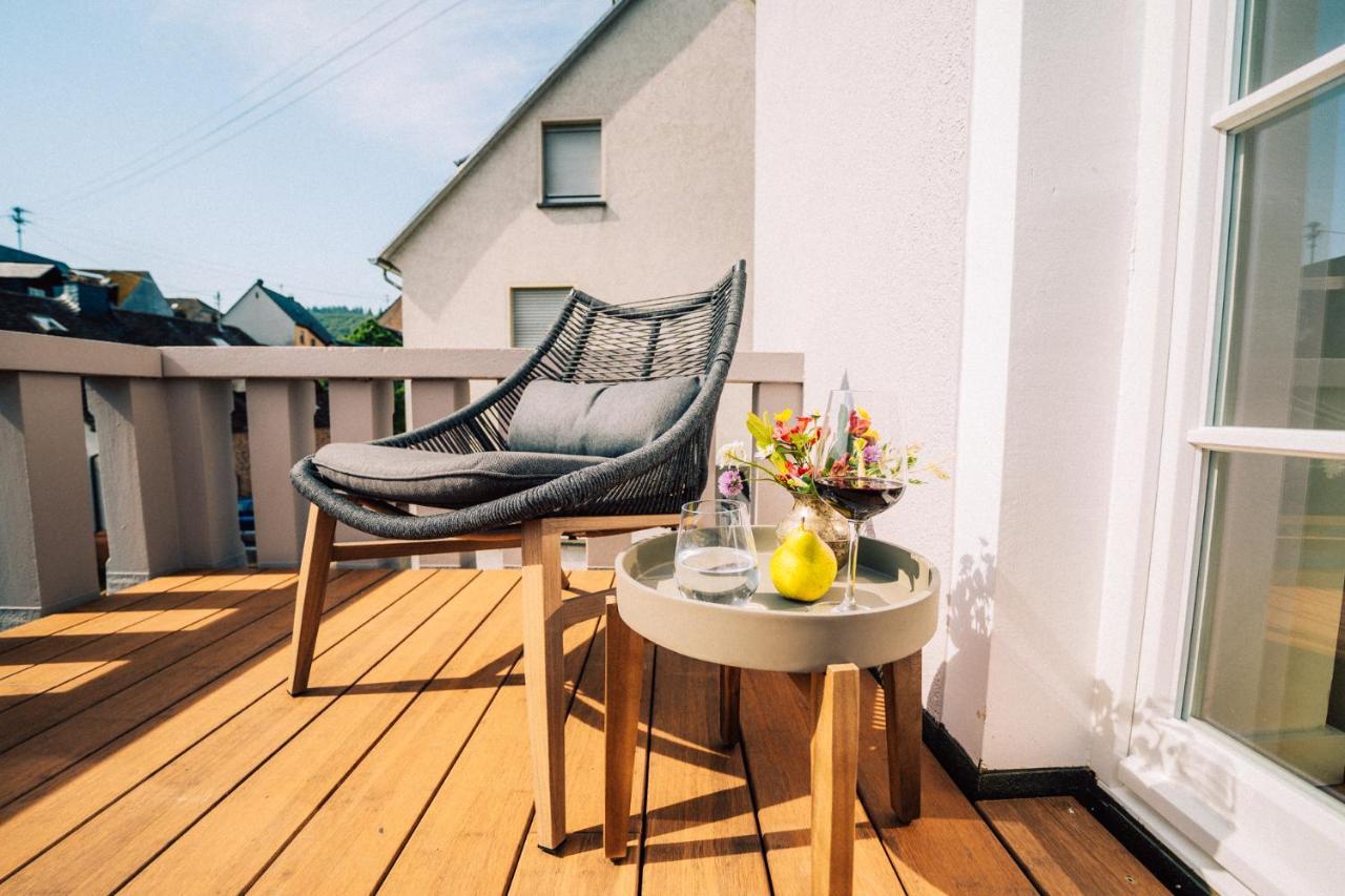 Gut Foersterlay - Exklusive Boutique Apartments Im Historischen Winzerhaus Direkt An Der Mosel Losnich ภายนอก รูปภาพ